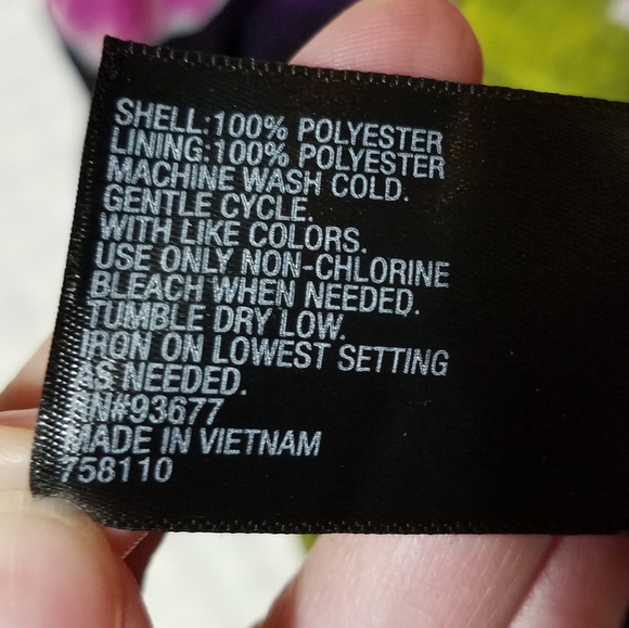 Woman's🌺dressy SP tank top - Picture 3 of 6